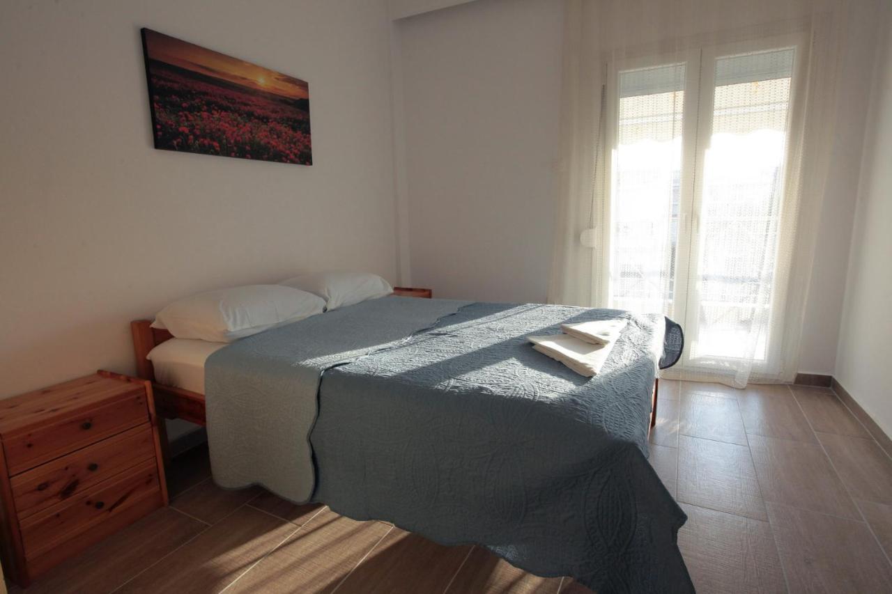 Apartment Chrisandro Nea Kallikrateia Экстерьер фото